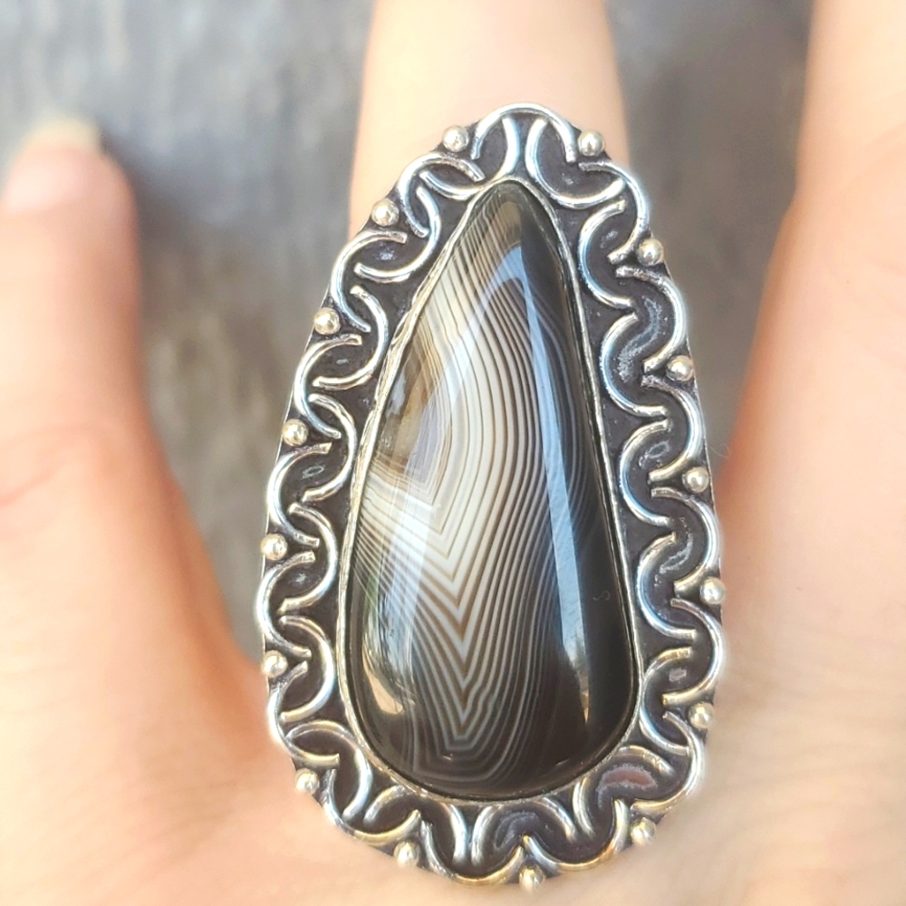 New Oversized Banded Agate 925 Silver Ring.